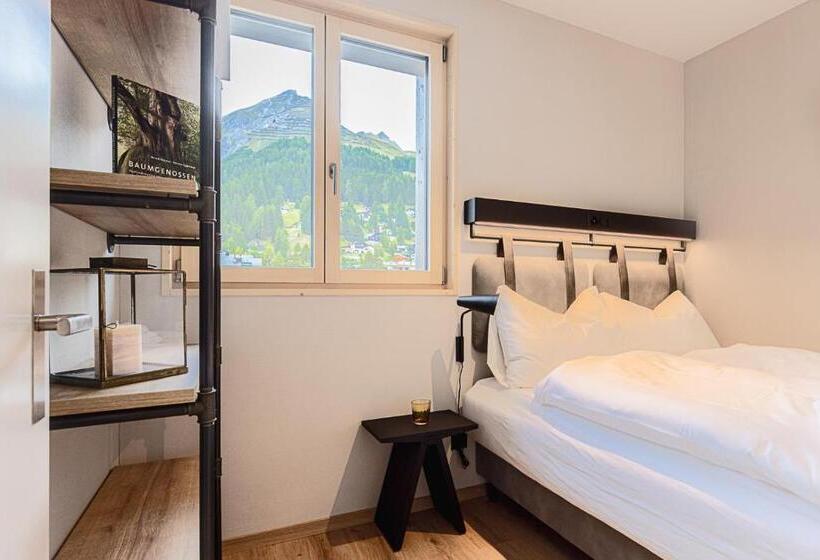 هتل Alpine Inn Davos