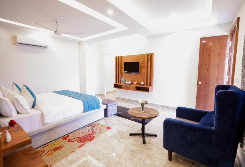 호텔 Regenta Resort Madhuganga Ukhimath