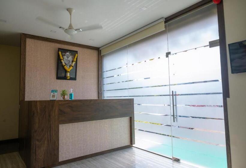هتل Vijaya Hill View Residency