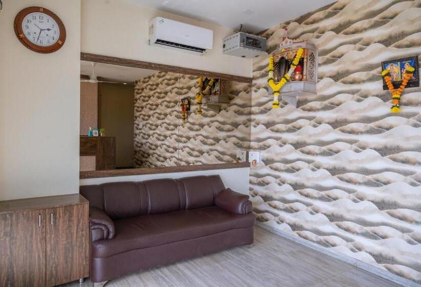 هتل Vijaya Hill View Residency
