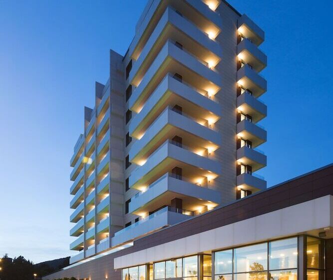 Lavicon Apart Hotel Collection