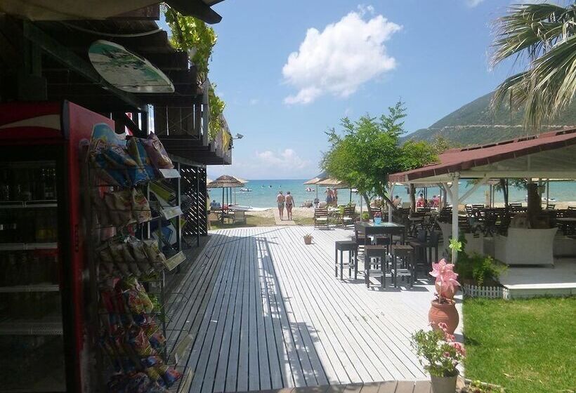 Grand Nefeli Resort