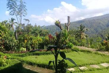 پانسیون Aris Homestay And Warung Made