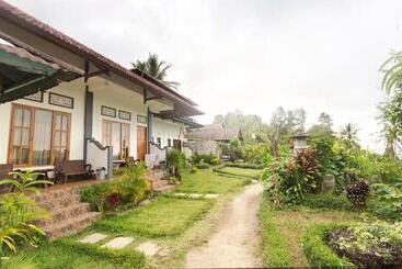 پانسیون Aris Homestay And Warung Made