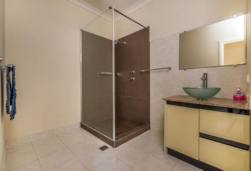 Seafront Unit 49