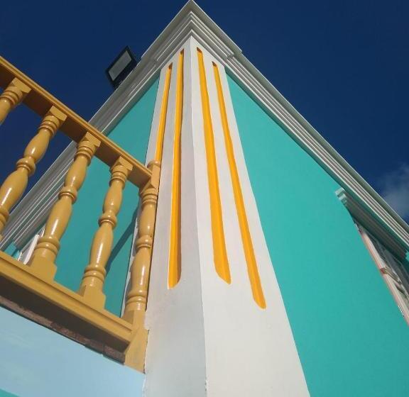 Turquoise B&b