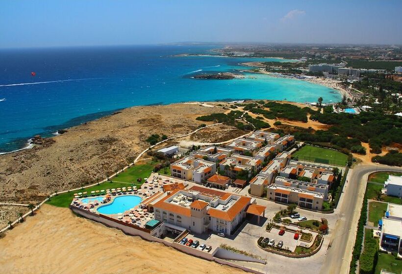 هتل Aktea Beach Village