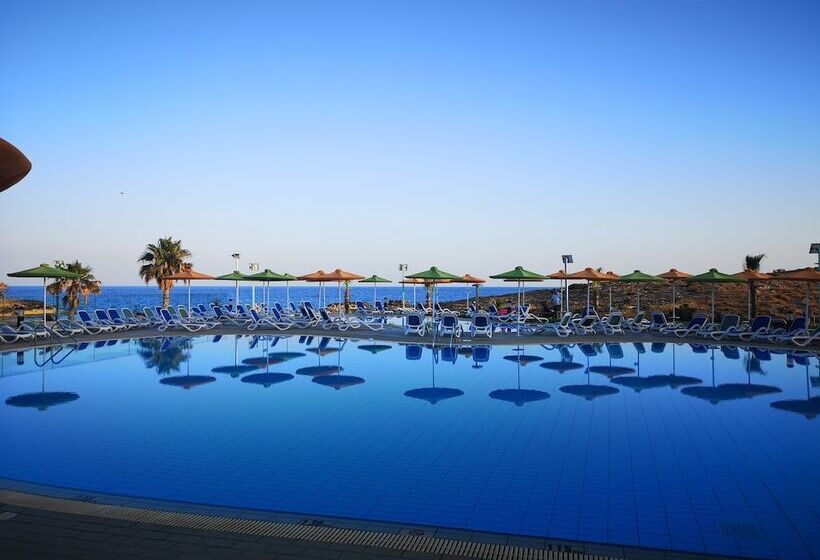 هتل Aktea Beach Village