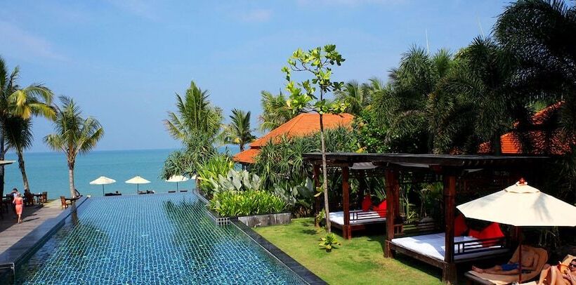 هتل Chongfah Beach Resort Khaolak   Sha Extra Plus