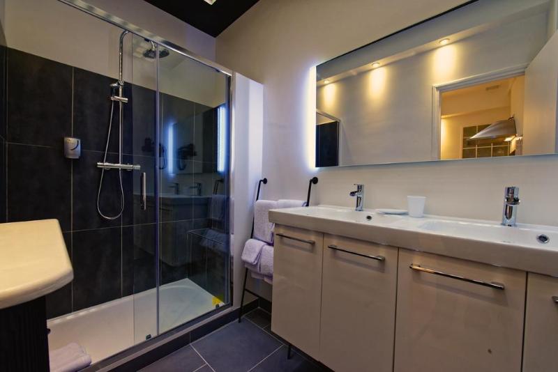 Fotos del hotel Hôtel De La Gaîté:  17