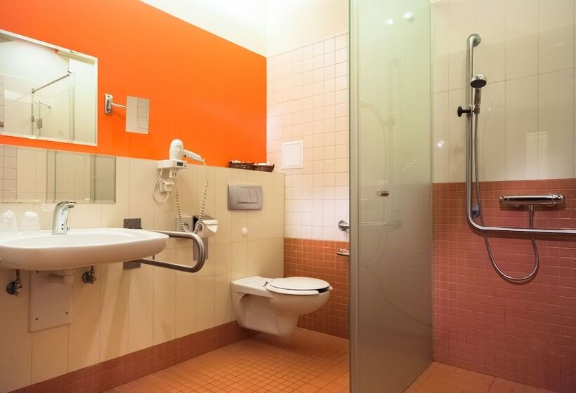 هتل Dikul Market Square Wroclaw