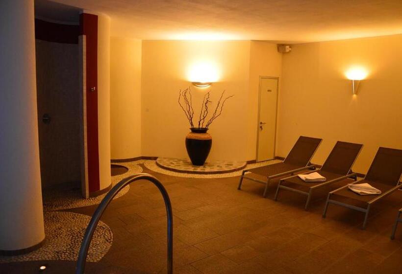 فندق Garnì Carpe Diem