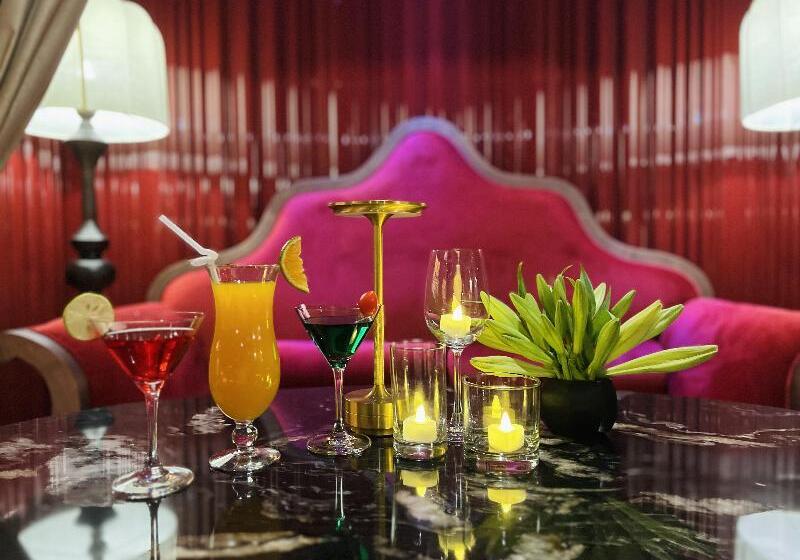 Fotos del hotel Golden Silk Boutique:  50