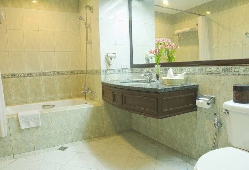 Fotos del hotel Herald Suites Solana:  28
