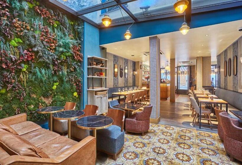 Fotos del hotel Le Robinet D'or:  16