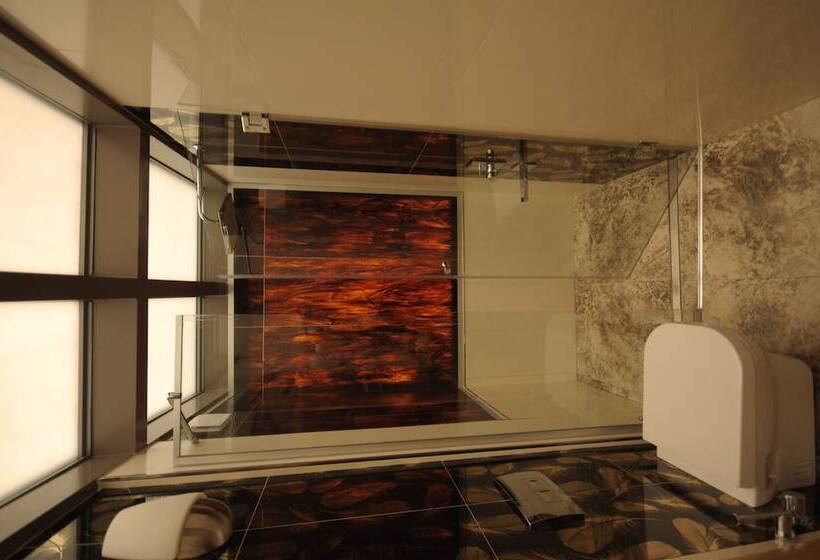 Fotos del hotel Ottopera:  45