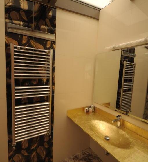 Fotos del hotel Ottopera:  24