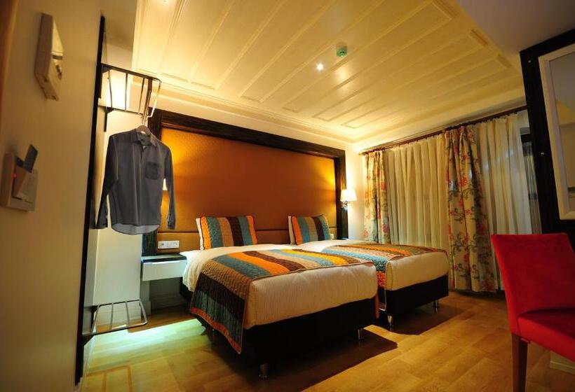 Fotos del hotel Ottopera:  6