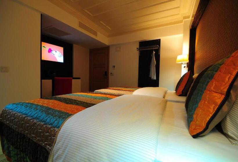 Fotos del hotel Ottopera:  15