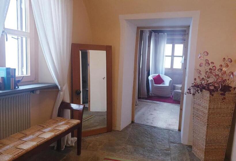 هتل Palazzo Mysanus Samedan