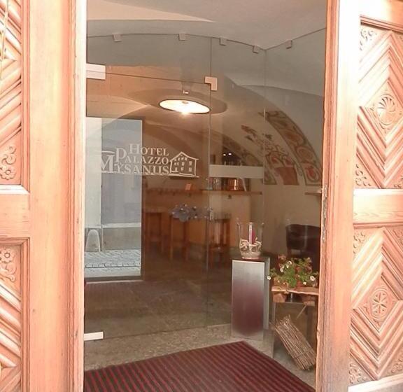 هتل Palazzo Mysanus Samedan