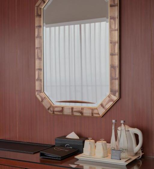 Fotos del hotel Santika Jemursari:  33