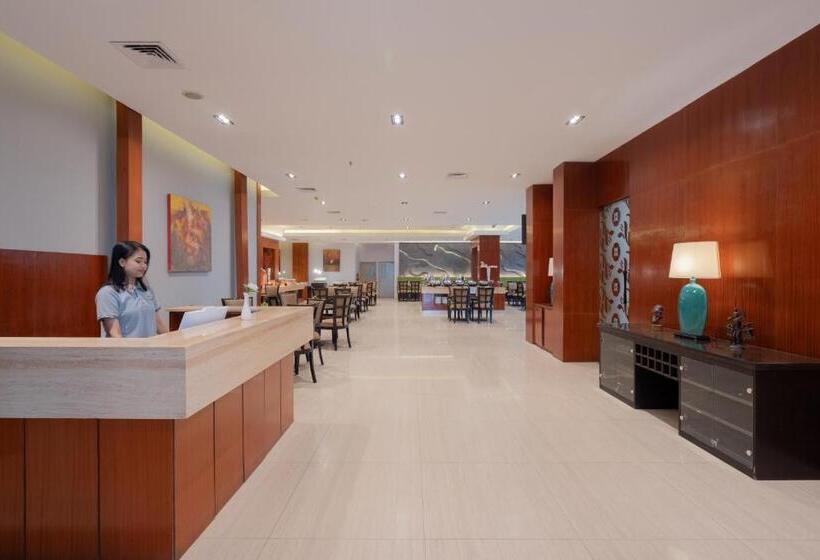 Fotos del hotel Santika Jemursari:  15