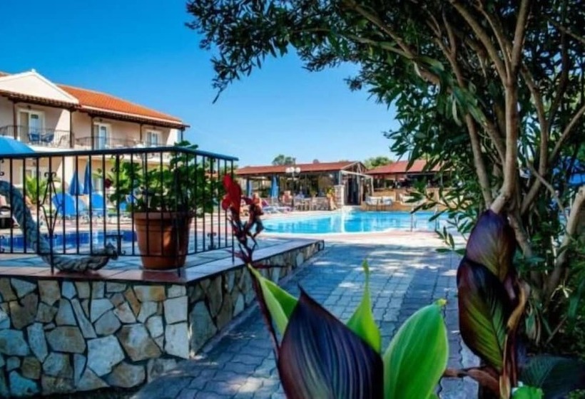 هتل Sotiris Studios