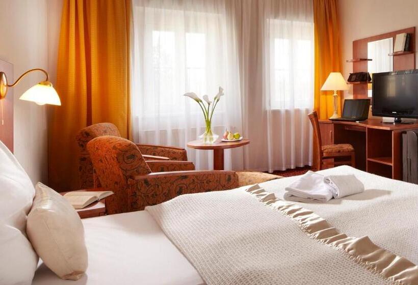 هتل Spa Resort Pawlik Aquaforum