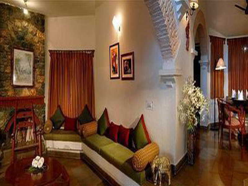 호텔 The Hideaway River Lodge