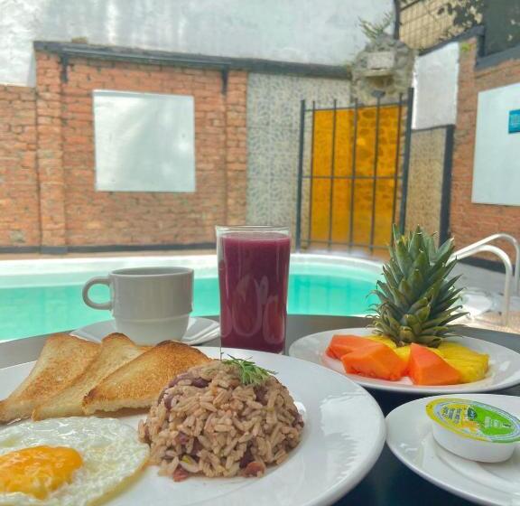 هتل Torre Del Viento Cali