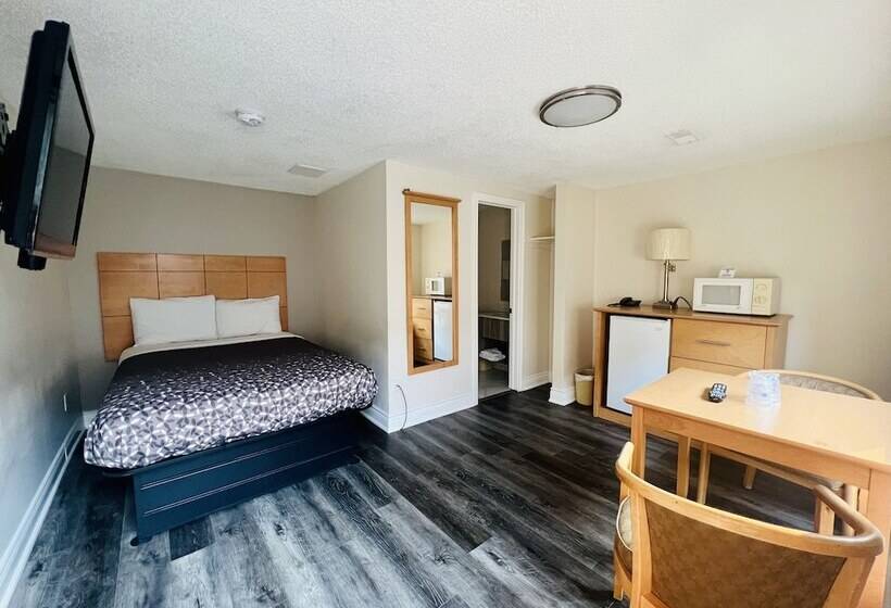 モーテル Borden Inn And Suites
