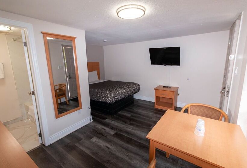 モーテル Borden Inn And Suites