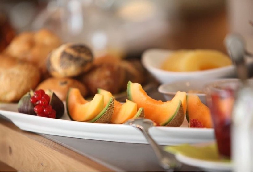 Schieners Hotel & Apfelhof Apartments