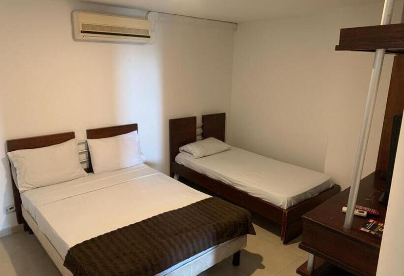 Aw Hotel Chipichape Urban