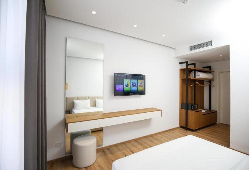 هتل Oricon Coast Luxury Resort