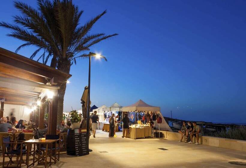 هتل Roquetes Rooms  Formentera Break