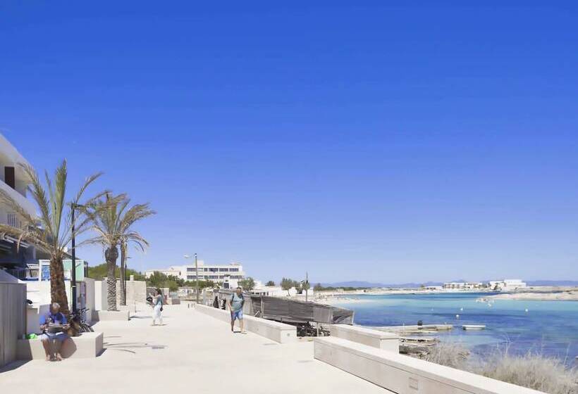هتل Roquetes Rooms  Formentera Break