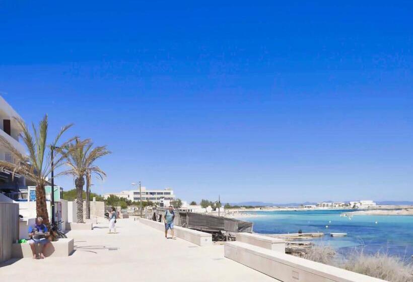 هتل Roquetes Rooms  Formentera Break