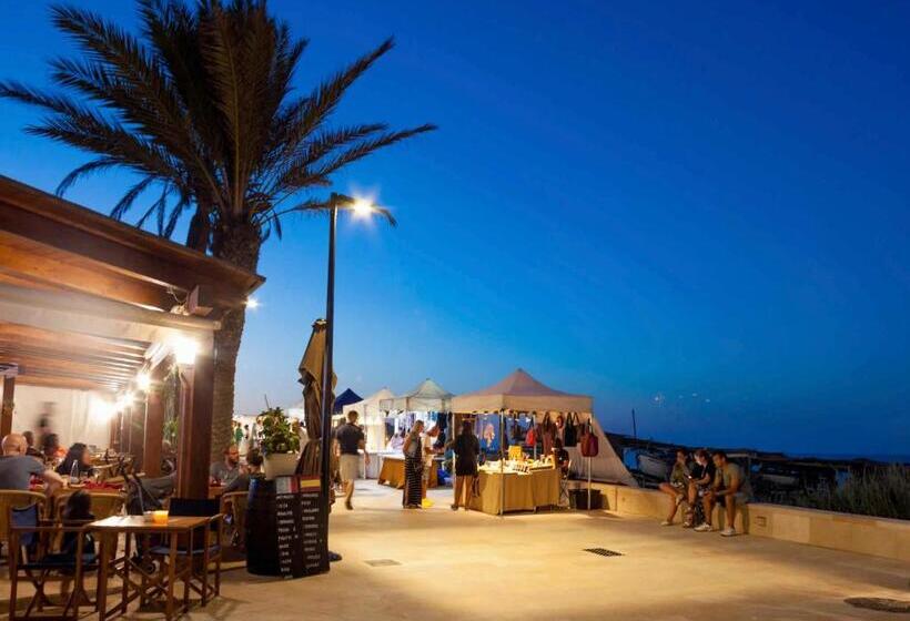 هتل Roquetes Rooms  Formentera Break