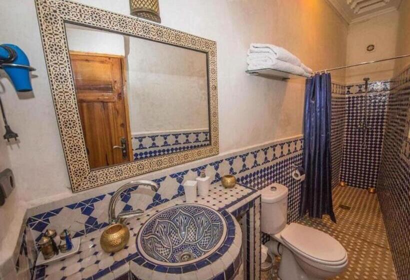 پانسیون Room In Guest Room Charming Riad Ouliya