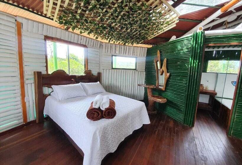 پانسیون Room In Lodge   Tree House Finca La Floresta Verde