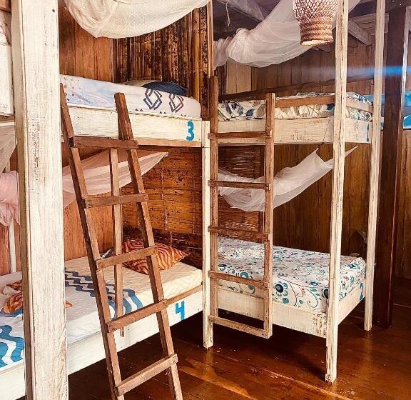 پانسیون Utria Hostel