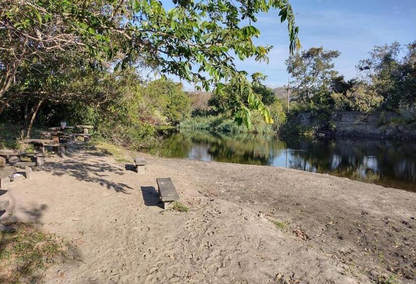 ユースホステル Pousada Beira Rio Cipó