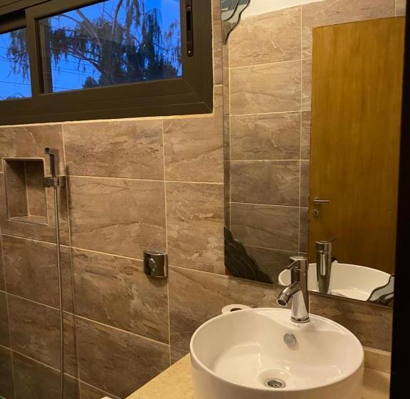 Laposada Del Lago Andell Srl