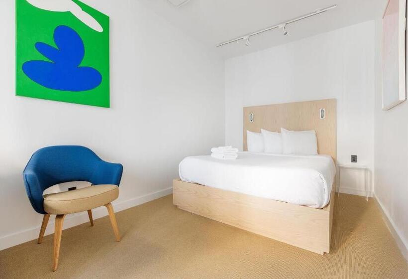 Placemakr Wall Street