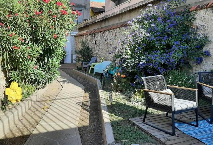 مبيت وإفطار Le 9 De Cour, Chambre Chaco