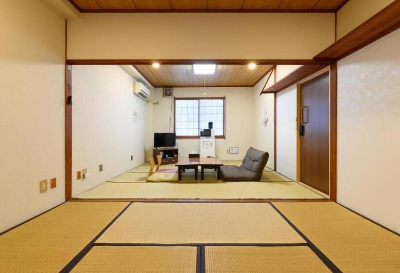 هتل Oyo Ryokan Hamanako No Yado Kosai  Vacation Stay 38825v