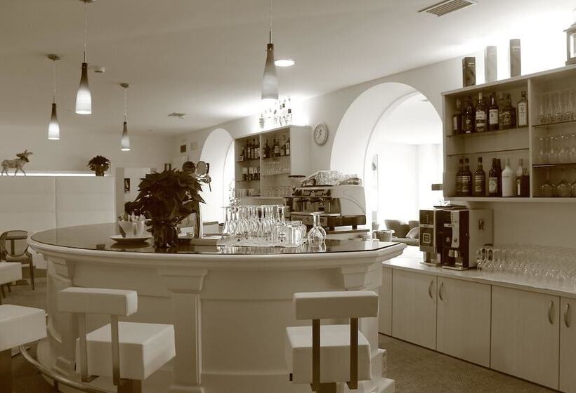 Alpen Hotel Eghel