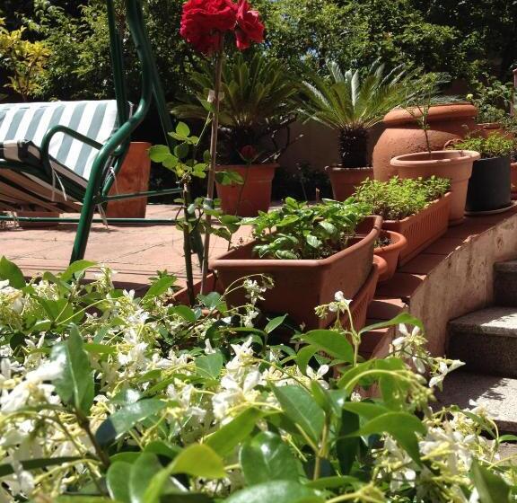 تختخواب و صبحانه Affittacamere Ciro's House